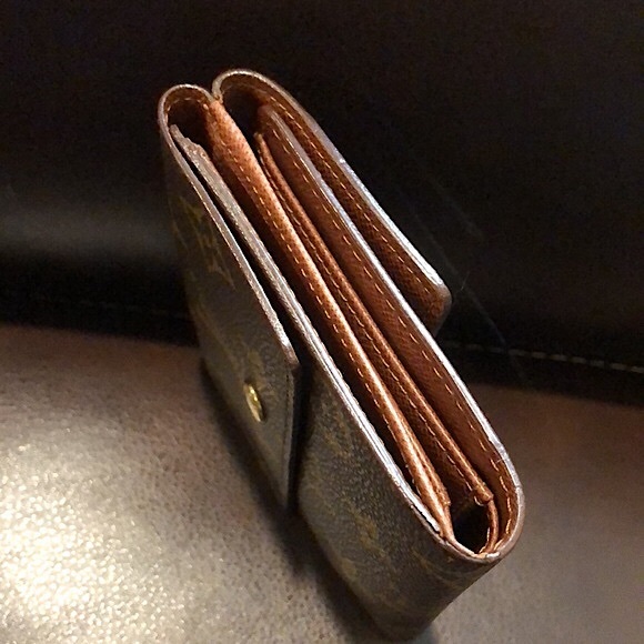 LOUIS VUITTON Monogramed Wallet Authentic TH0020 - Picture 15 of 17